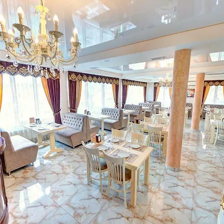 Hotel Milli & Jon Bukowel